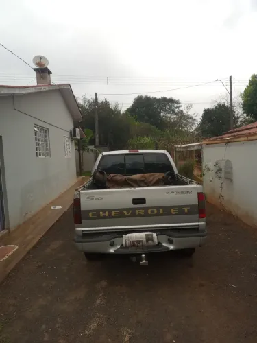 Chevrolet S10 Pick-up Exec. 2.8 4X4 CD TB Int.dies 2003