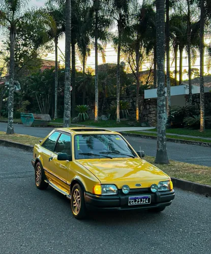 Ford Escort XR3 1.8 / 1.6 Beneton/form./laser 1989