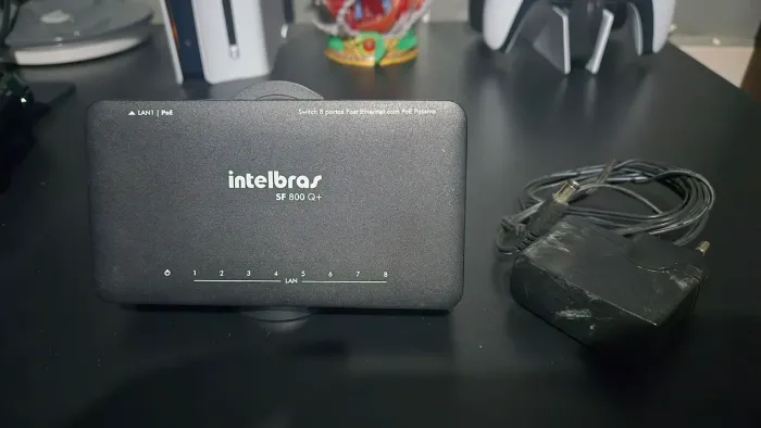 Switch Intelbras SF800Q+