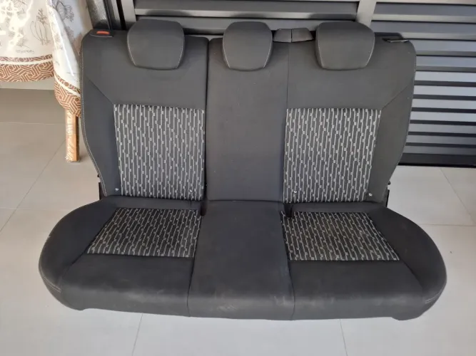 Banco traseiro Ford KA novo 2018