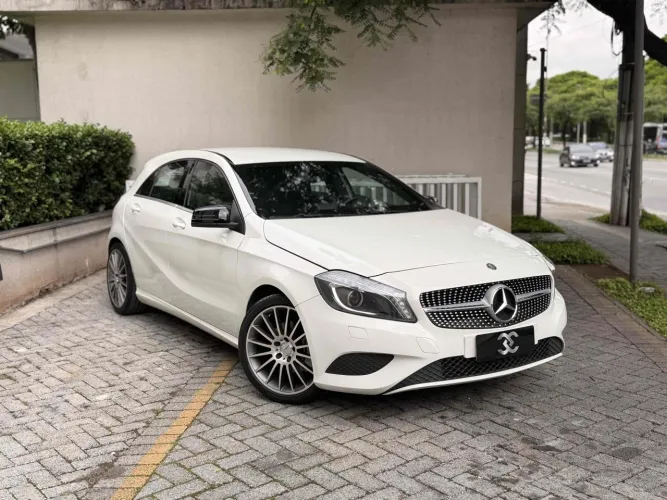 Mercedes-Benz A-200 A 200 1.6 Turbo 2014