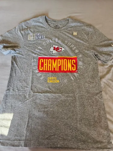 Camiseta NFL Kansas City Chiefs Nike Super Bowl LVII Champions