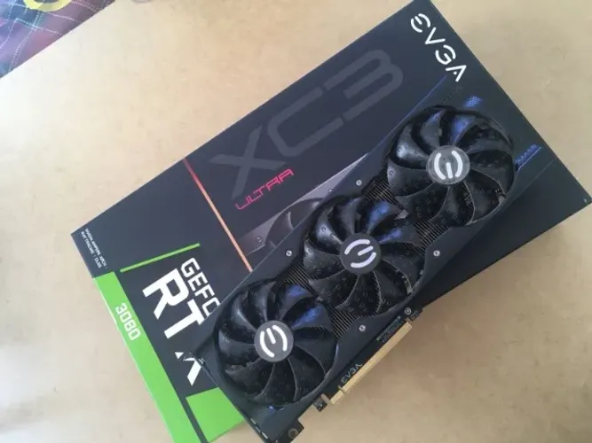 RTX 3080 EVGA XC3 Ultra 10GB GDDR6X - Excelente Estado