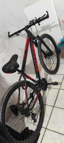 Bicicleta aro 29 21V SEMI NOVA 1 MÊS DE USO!!