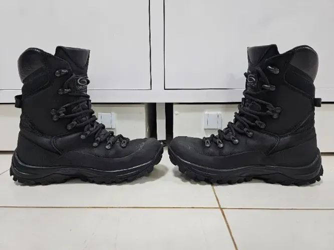 Bota Guartelá Modelo Atack II Número 40BR em Excelente Estado de Conservação