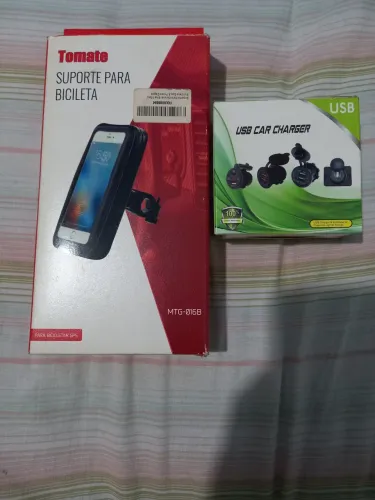 Suporte celular para moto e tomada USB.