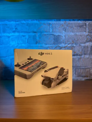 Drone Dji mini 3 - controle com tela (novo lacrado)