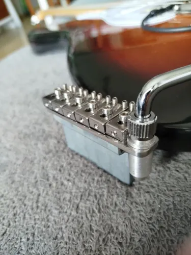 Ponte flutuante guitarra tipo Vega trêmulo 
