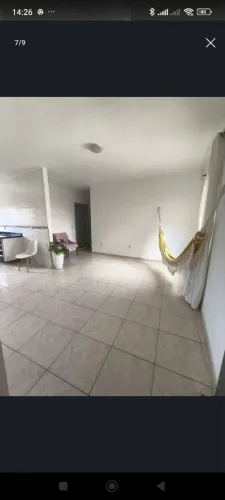 Alugo apartamento na Vila Planalto, perto da Asa Norte.