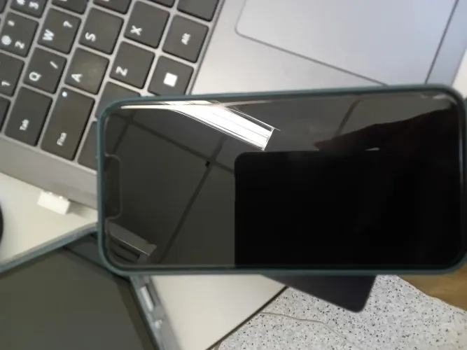 IPhone 16e