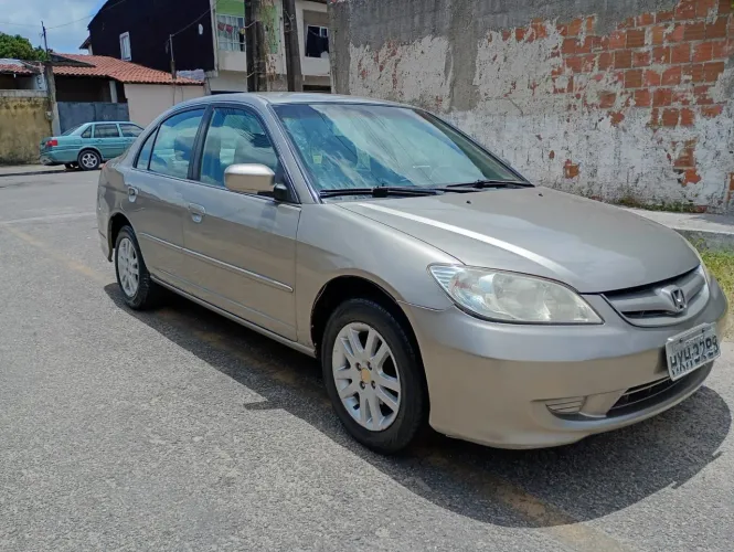 Honda Civic Sedan LX 1.7 16V 115cv Mec. 4P 2006