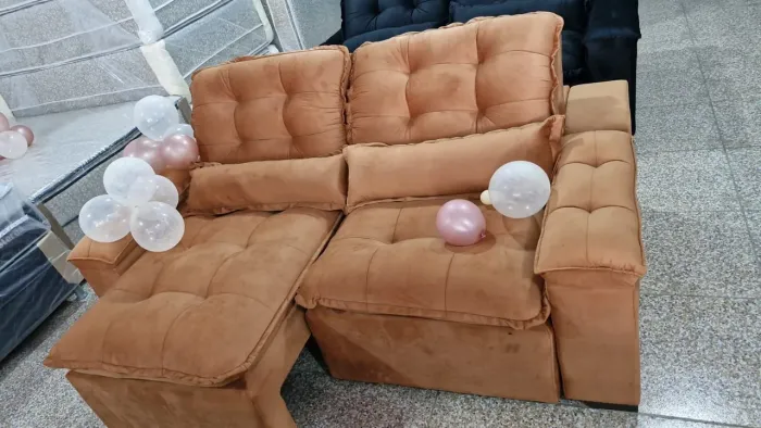SOFA COM FIBRA SILICONADA A PRONTA ENTREGA