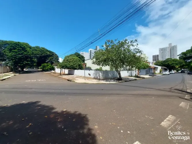 Terreno Comercial excelente p construcao de edificio Zona 07 proximo ao Colégio Pró
