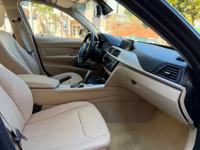 BMW 320I A 2.0 Turbo/activeflex 16V 184cv 4P 2014
