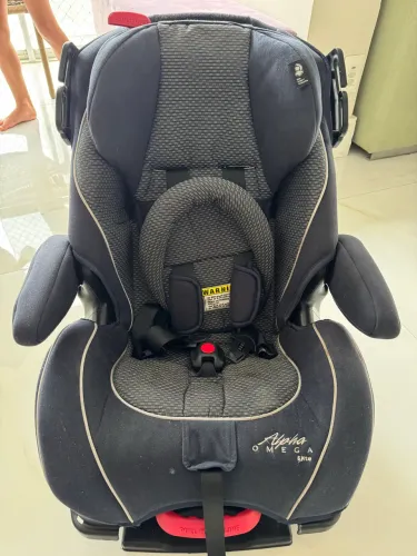 [Baixei] Cadeirinha para criança em carro - marca Safety First