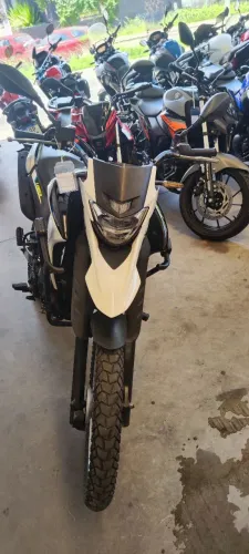 Yamaha XTZ Lander 250 branca 2020 Shalon veículos Cariacica 