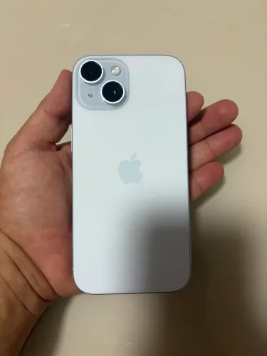 iPhone 15 128GB. Na garantia