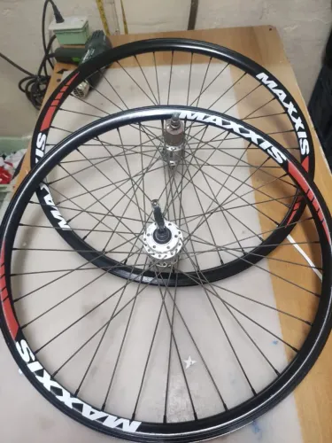 Vendo par de aros
