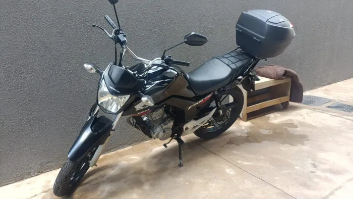 Vendo fan 160 ano 2018 muito conservadas
