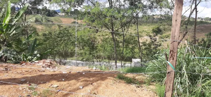 Vendo lote Nova Rosa da Penha 1