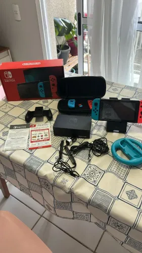 Nintendo Switch V2