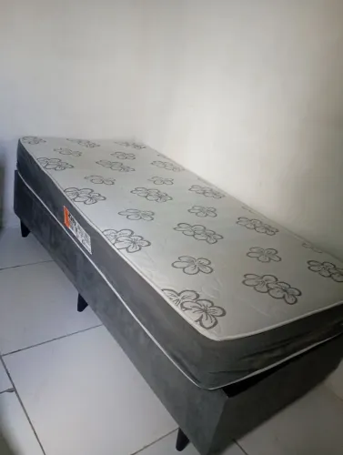 Cama de solteiro box com base