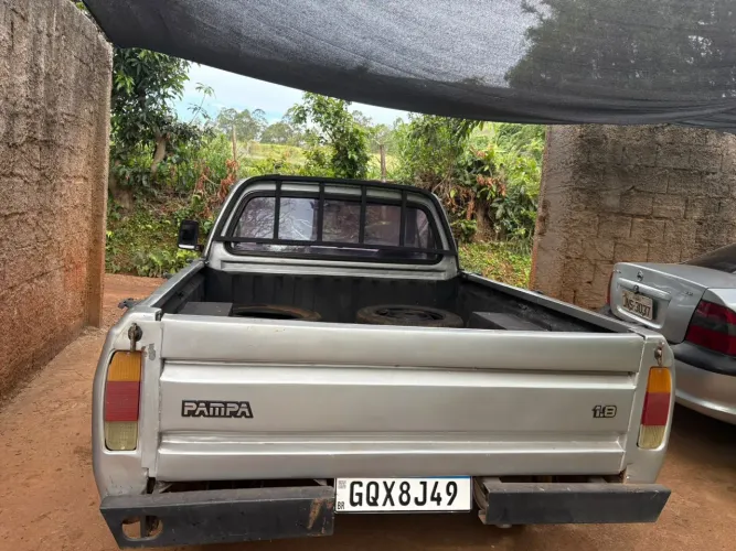 Ford Pampa L 1.8i / 1.8 (álcool) 1996