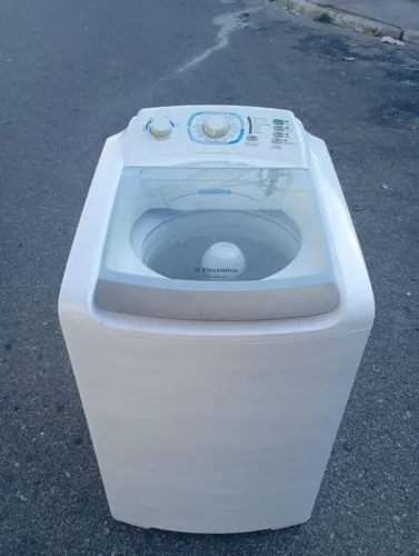 Máquina de lavar ELECTROLUX 10kg FUNCIONANDO PERFEITAMENTE