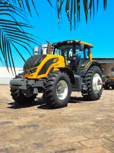 BH194 HiTech ano 2023 único dono