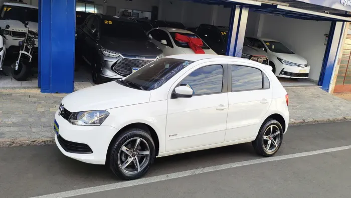 Volkswagen Gol Geração VI I-trend 1.0 8V Total Flex Mec. 4P 2014