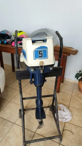 Motor de Popa Monark-Crescent 5HP