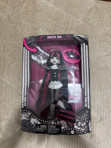 Monster High Reel Drama Draculaura 2022 Original Mattel Lacrada