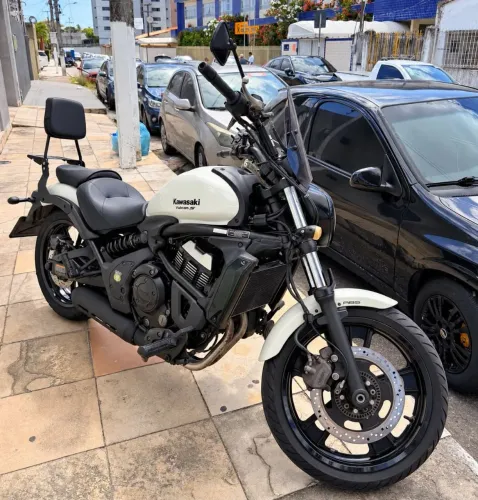Kawasaki Vulcan S 650 2017 39.800 km Muito conservada
