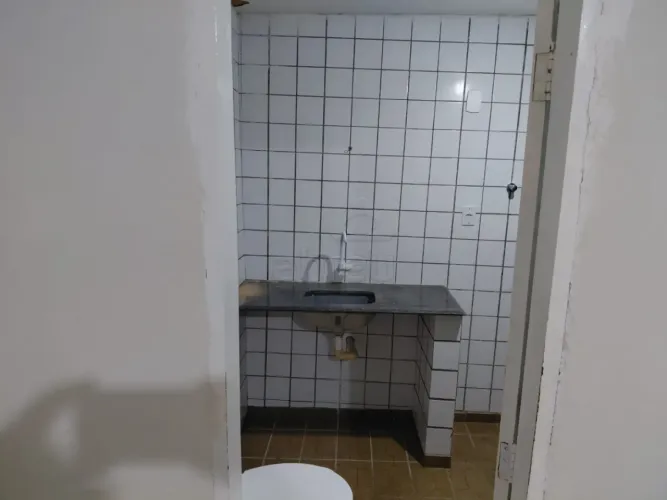 Casa Residencial de 135 m² ? 5 Quartos, Suíte e Garagem para 3 Veículos