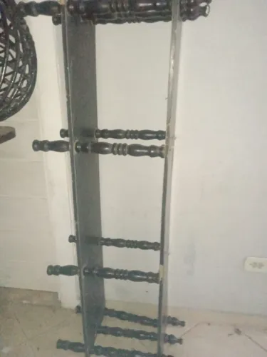 Rack de madeira antigo antiguidade
