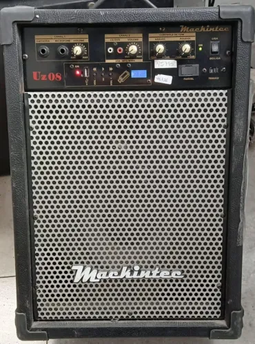 Caixa Amplificada Uz08
