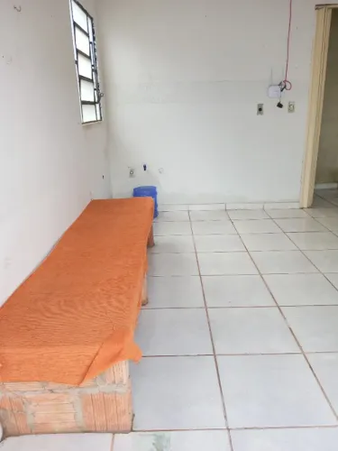 Sala comercial .. bairro Taveirópolis 