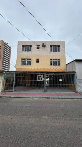 Prédio à venda, 342 m² por R$ 2.200.000,00 - Barreiros - São José/SC