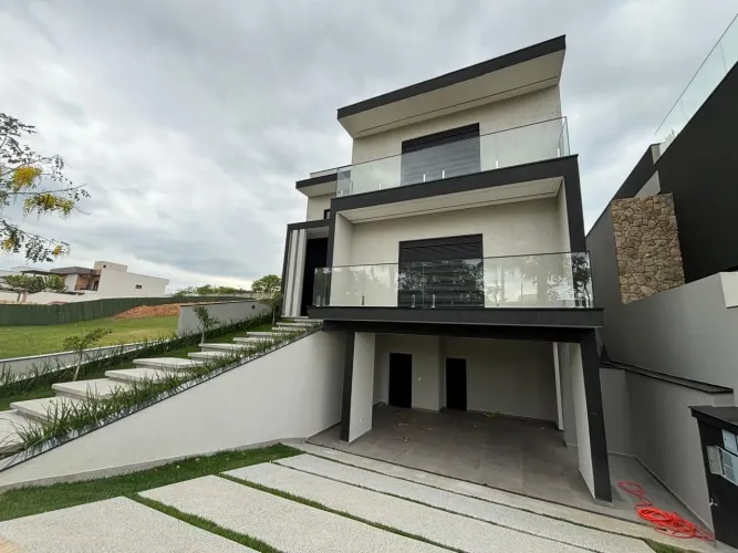 Casa com 4 dormitórios à venda, 333 m² por R$ 3.300.000,00 - Alphaville Nova Esplanada - V