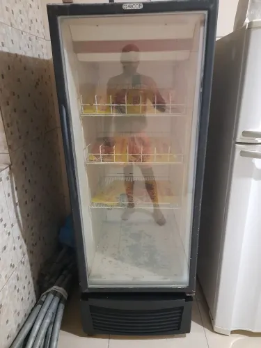 Geladeira porta de vidro fricon