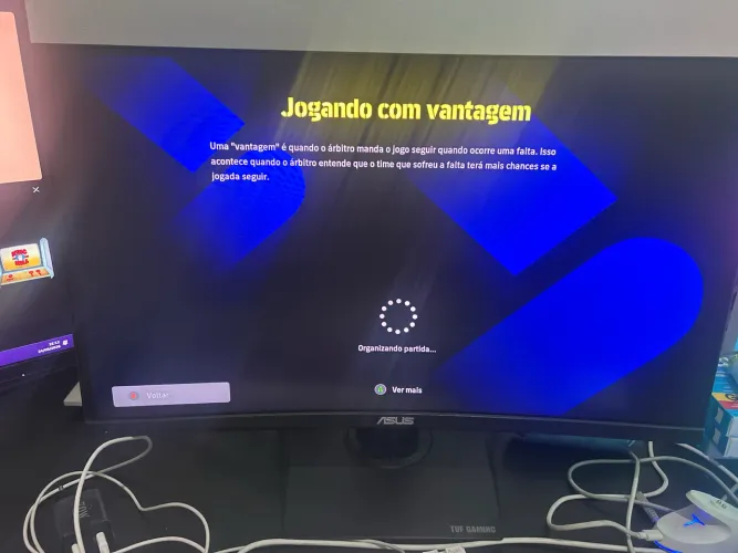 Monitor Gamer Asus TUF Gaming 24" Curvo 165Hz / 1ms (VG24VQE) - Impecável!