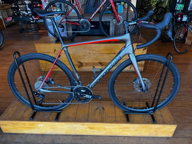 Bicicleta speed Cannondale synapse