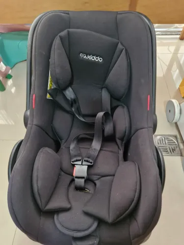 Bebe Conforto 0-13 kg (doação carrinho + berço)