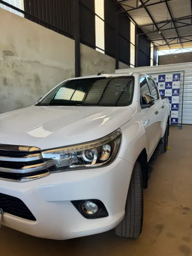Toyota Hilux CD SRX 4X4 2.8 TDI 16V Diesel Aut. 2016