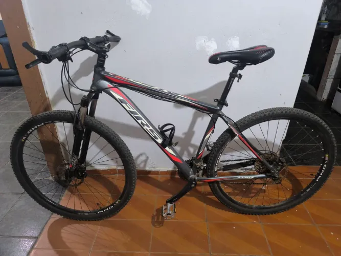 Bicicleta First Aro 29 k7