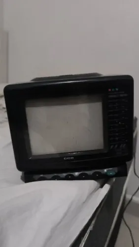 TV CCE 5 polegadas portátil retro game