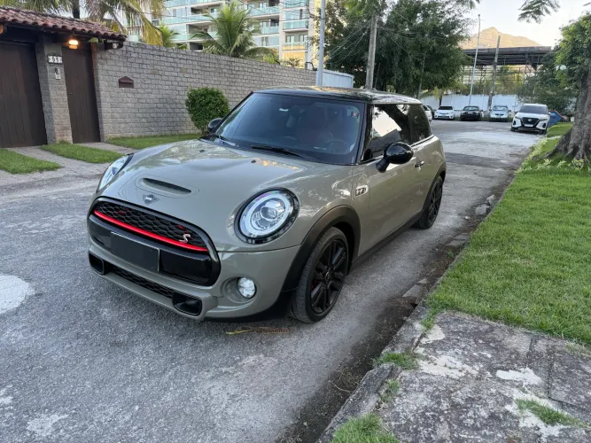 Mini Cooper S 2.0 Turbo 16V 3P Aut. 2019