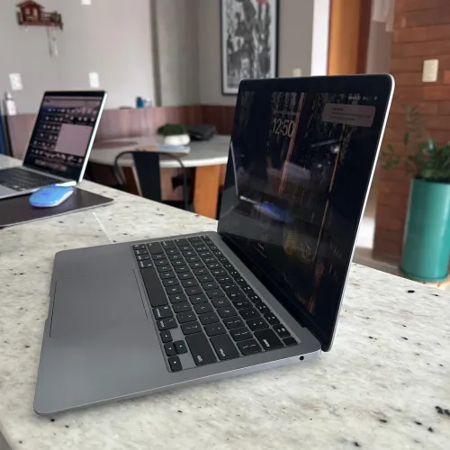 Mac Book Air M1 2020