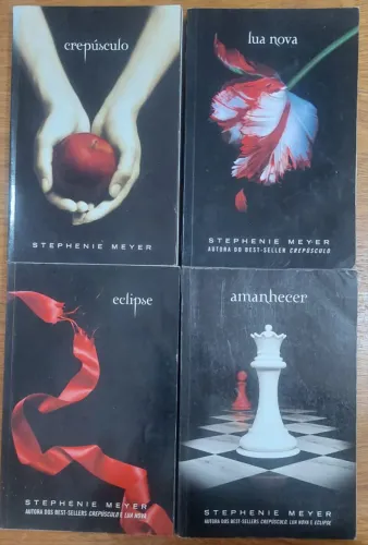 Box com Livros Diversos - 14 Unidades