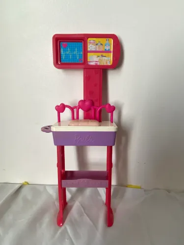 Brinquedo Barbie médica